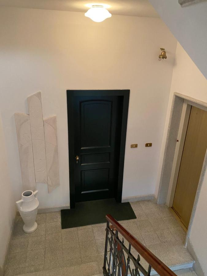 Westhouse Lägenhet Pescara Exteriör bild